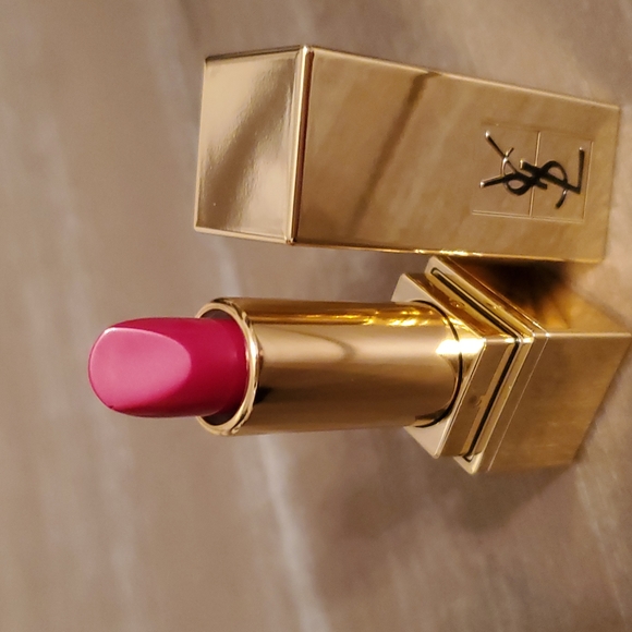 New Yves Saint Laurent Duo Ysl lipstick and YSL Volume Massara - Picture 3 of 5